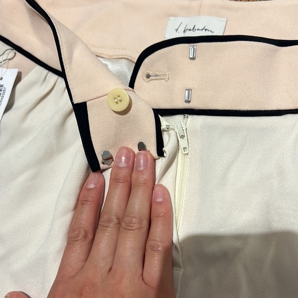 T babaton Lockwood shorts - Picture 2 of 6